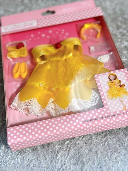 【新品未開封】ディズニー ファッションドール 着替えセット 美女と野獣 ベル