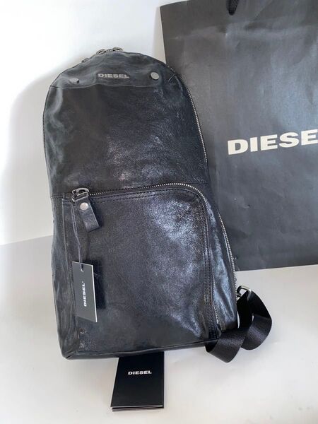 DIESEL メンズ ディーゼル DIESEL ボディバック ワンショルダー//ディーゼルシープスキンレザー本革ブラック
