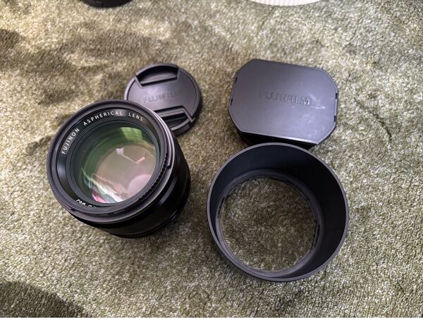 富士フィルム XF56mmF1.2r APD【23mm用純正角形フード付き】