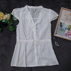 forever21 シャツ アンサンブル (XS)白 フリル 腰紐あり