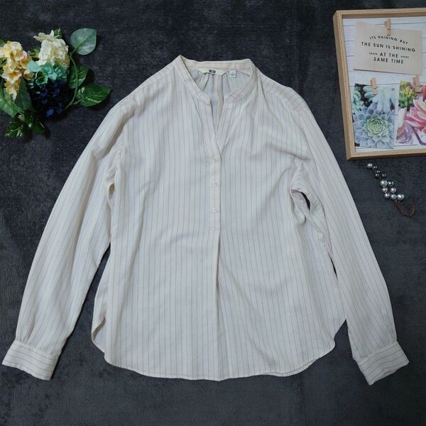 UNIQLO ユニクロ 長袖 シャツ ブラウス(S)ベージュ グレー ストライプ オフィスカジュアル 大人上品 キレイめ