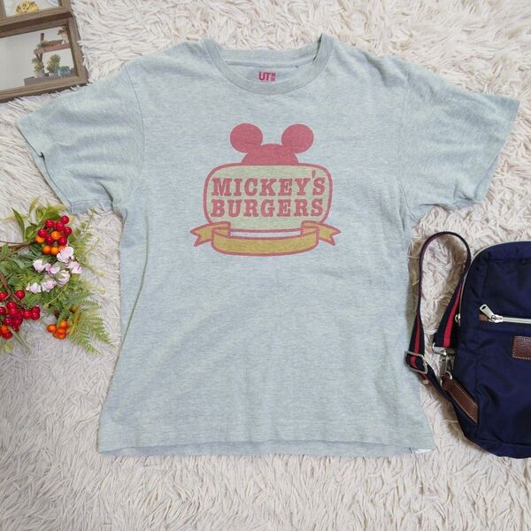 UNIQLO ディズニー ミッキーマウス Tシャツ(M)グレー 丸首 ミッキーバーガーズ ディズニーランド