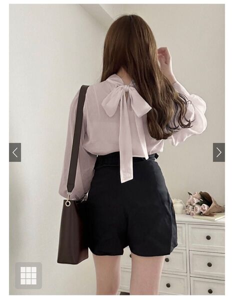 GRL*新品タグ付き*ラメ入り楊柳シフォンバックリボンブラウス チャコール
