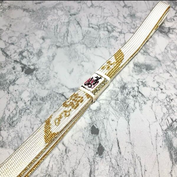 【未使用】絹 帯締め☆礼装用 高麗組 白 金 組紐 梅の花模様 Mサイズ 和装小物