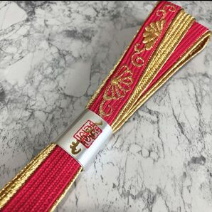 【未使用】絹 帯締め☆高麗組 平組 幅広め 刺繍 菊唐草 マゼンタピンク金糸 組紐