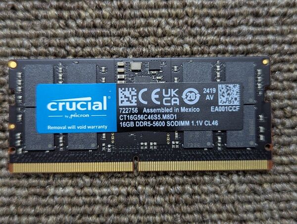 Crucial 16GB DDR5-5600 SODIMM メモリ