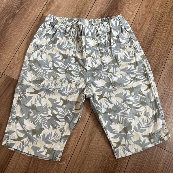 恐竜柄 ハーフパンツ 125-135cm UNIQLOキッズ