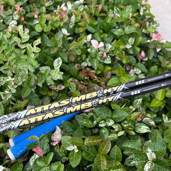 ☆ATTAS MB HY-85X 3u4u2本セット グリップ2本付
