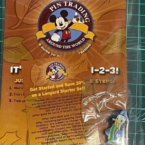ピントレーディング2005 ドナルド ピンバッジ1個【未開封】レア レトロ カリフォルニアディズニーランド