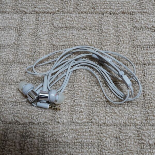 SONY 重低音 マイク付き 有線イヤホン MDR-XB55AP(W) ホワイト (#3) ※美品