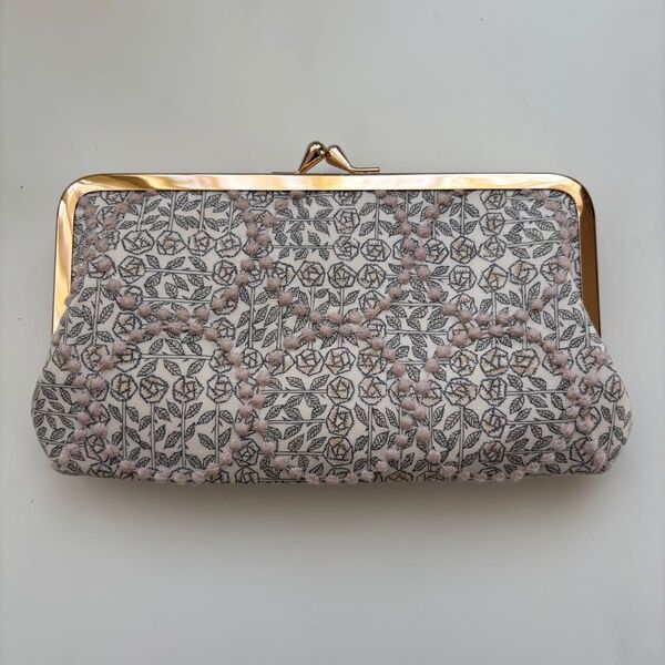 minaperhonen ミナペルホネン がま口 財布 sleeping rose tambourine 長財布 ハンドメイド