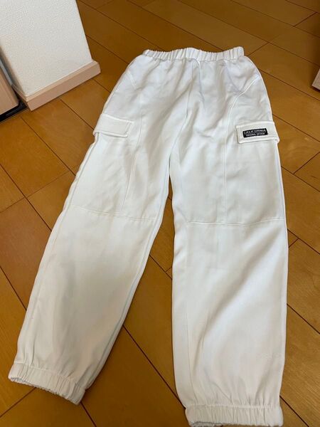 白 カーゴパンツ キッズ 8歳