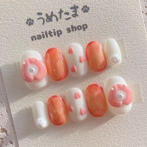 桃に埋まったくまネイル クマ 熊 動物 もも ニュアンス 白 ホワイト 成人式 ピンク 果物 フルーツ もこもこ モコモコ
