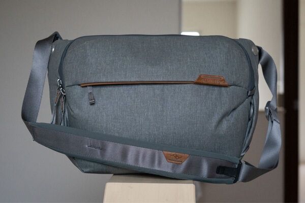 Peak Design エブリデイ スリング Everyday Sling 10L ピークデザイン (美品)