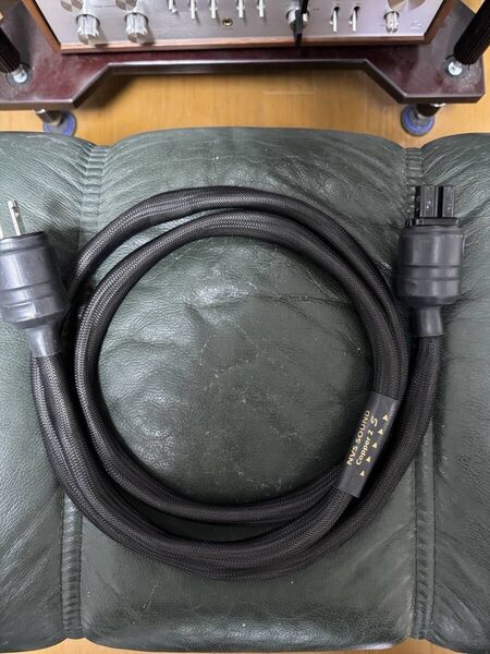 NVS SOUND CABLE COPPER2S/PC1.8m 電源ケーブル
