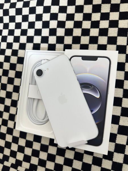 Apple iPhone 16e 128GB ホワイト 未使用 new 100%