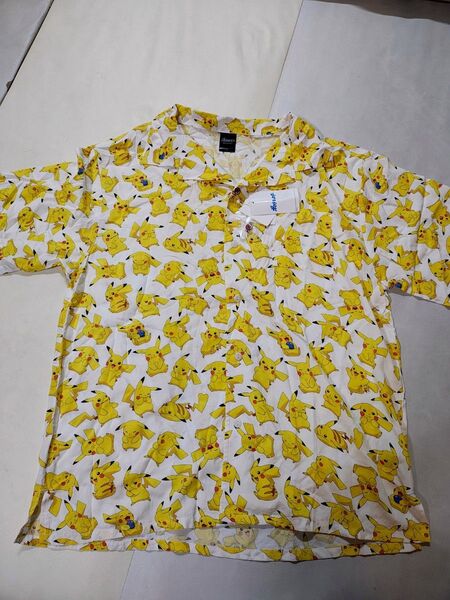 ポケットモンスター ポケモン 開襟シャツ ピカチュウ (Lサイズ)