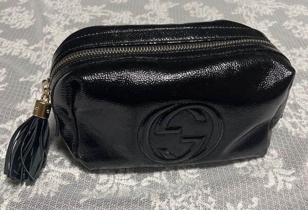 GUCCI グッチ エナメルポーチ ブラック タッセル