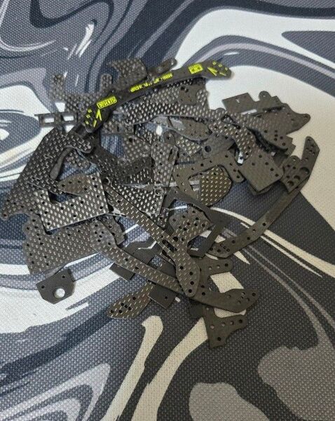 ミニ四駆 カーボンジャンクセット