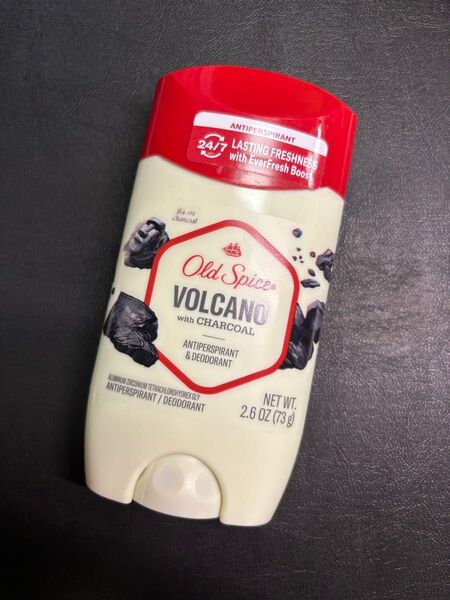 白スティック オールドスパイス Old Spice volcano ボルカノ ボルケーノ 73g デオドラント 制汗剤 炭配合