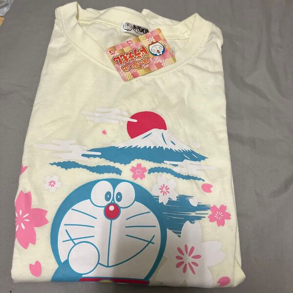 Mサイズ ドラえもん Tシャツ 富士山 お土産 バンダイ