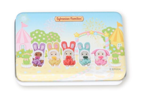 シルバニアファミリーの赤ちゃん デザイン缶ケースノベルティ 非売品森のお家 Premium店 限定 ウサギコスチューム