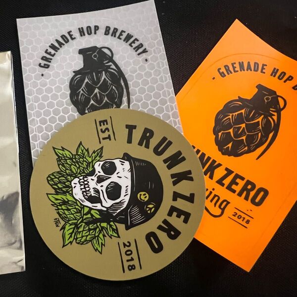 GRINDLODGE trunkzeroコラボステッカー セット