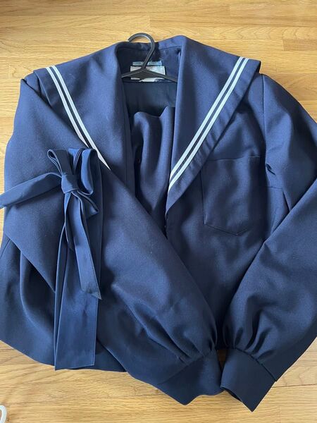 制服 女子制服