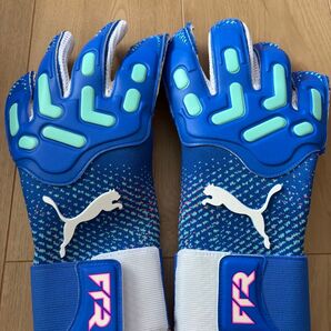 PUMA フューチャー アルティメット サッカー キーパーグローブ サイズ9 ブルー 未使用に近い