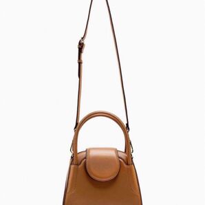 ZARA フラップ付きミニシティバッグ