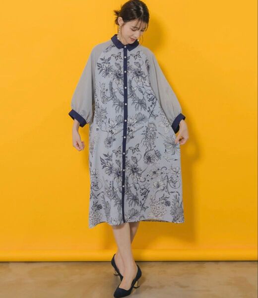 is scolar イズスカラー 552229:ストライプ花柄シャツワンピース