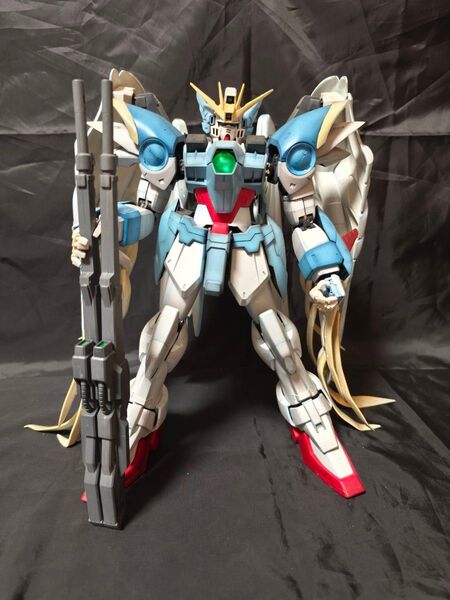 「新機動戦記ガンダムW Endless Waltz」スノーホワイト塗装済完成品