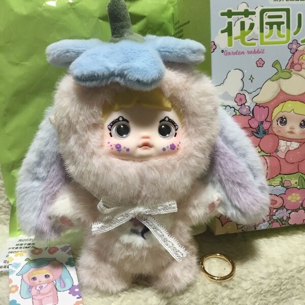 BABYTHREE NOMMI Rabbit Garden ぬいぐるみキーホルダー