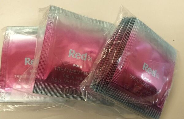 かなりお安くしております!小鼻の汚れ、くすみも取れる!肌のハリにも!REDBAウォッシュ30包