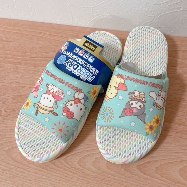 25【新品】サンリオ キャラクターズ スリッパ ルームシューズ シナモロール クロミ ポムポム ハローキティ ポチャッコ マイメロ