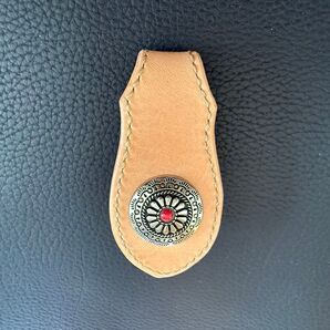 ハンドメイド ベルトループ キーホルダー コンチョ赤 バイカー