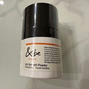&be アンドビー UV スムースパウダー 頭皮 全身用パウダー 8g