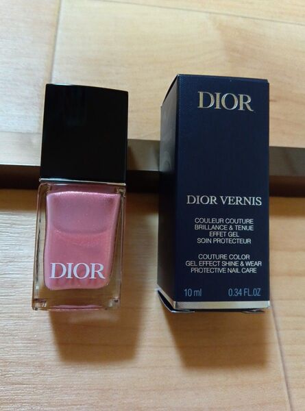 ディオール ヴェルニ 212 ピンクチュチュ ピンクマニア Dior コスメ ネイルカラー