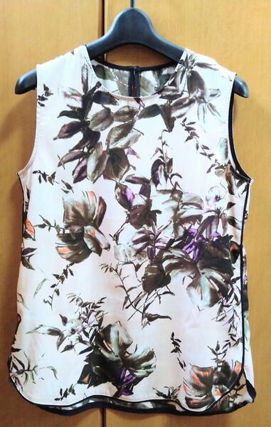 GU■ボタニカル 花柄 ノースリーブ タンクトップ M 9号 夏 ブラウス