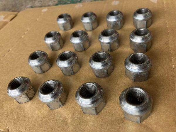 ホイールナット 貫通ナット 球面座 M12 P1.5 HEX19 16個入り ホンダ