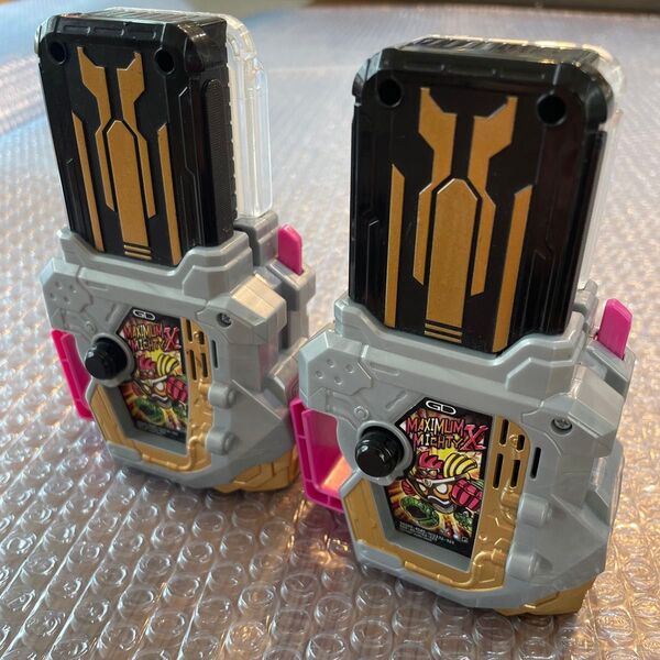 仮面ライダーエグゼイド DXマキシマムマイティxガシャット 2個セット