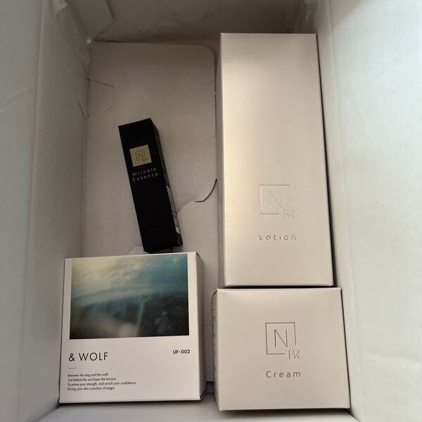 Nオーガニックブライト美白エイジングケアローション、クリームセットファンデーション、vieリンクルパックエッセンス付