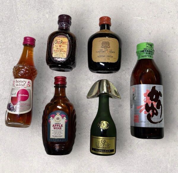 未開封 ミニチュアお酒セット ウイスキー ブランデー ワイン 泡盛 6本セット