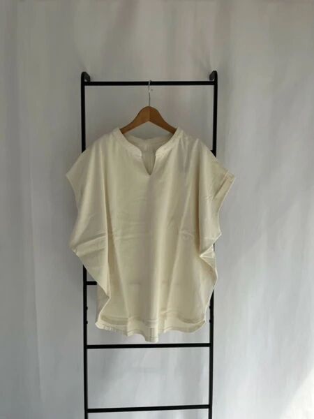 Lumier リュミエ キーネックドルマンルーズコットンTシャツ アイボリー新品