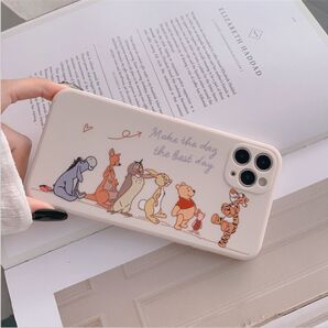 プーさん 淡いベージュ色 スマホケース可愛い カーバー お洒落 iPhone用