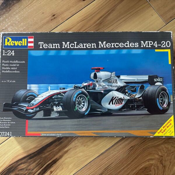 Revell MP4-20 1/24 プラモデルキット!!(メルセデス プラモデル マクラーレン 未組立 F1 MP4-20)