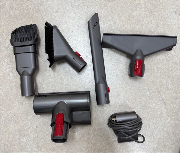 ダイソン Dyson コードレススティック クリーナー V10 Fluffy 付属品