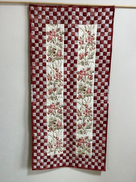 ハンドメイド 薔薇柄 パッチワーク キルト タペストリー