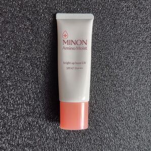 ミノン アミノモイスト ブライトアップベースUV SPF47 PA+++ UV 化粧下地