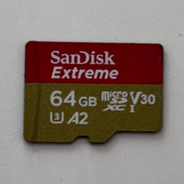 SanDisk Extreme microSDXCカード 64GB